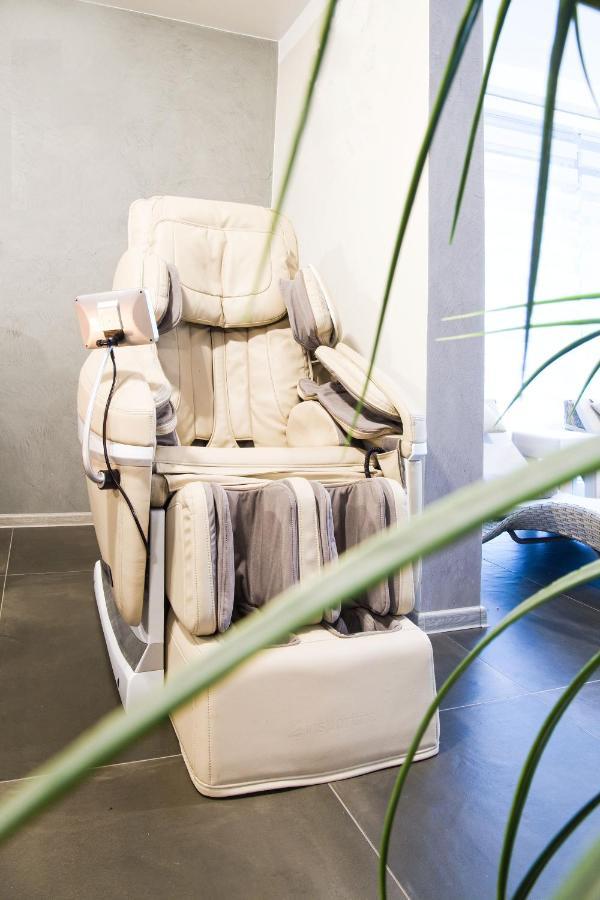 Apartmány a Wellness VMAL s.r.o. Skuteč Exterior foto